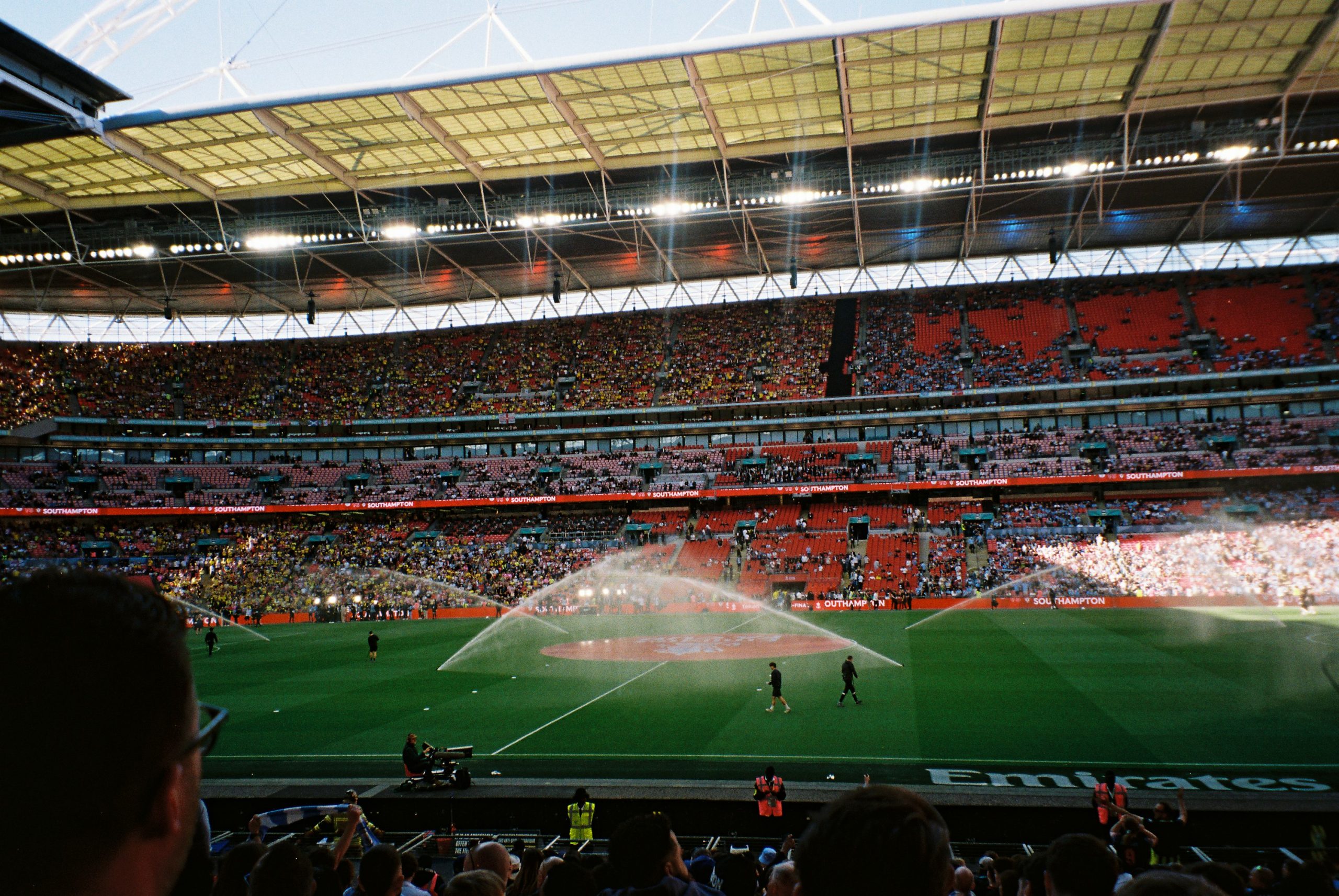 Premier League Midweek Preview: Predictions, Form, Injuries and Fantasy Football Picks